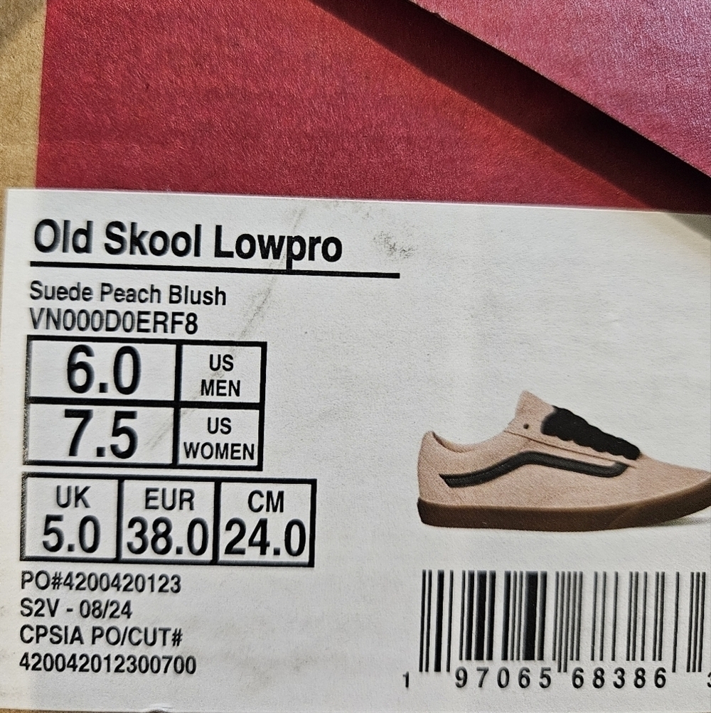 Vans Old Skool Lowpro Suede Peach Blush Sneaker NEW - Picture 6 of 7
